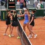aER0Orh8WN-LV2kN_20250607_RG_LW_1788EvaBennemannSonjaZhenikhovaRoland-Garros2025DoubleFillesFinale
